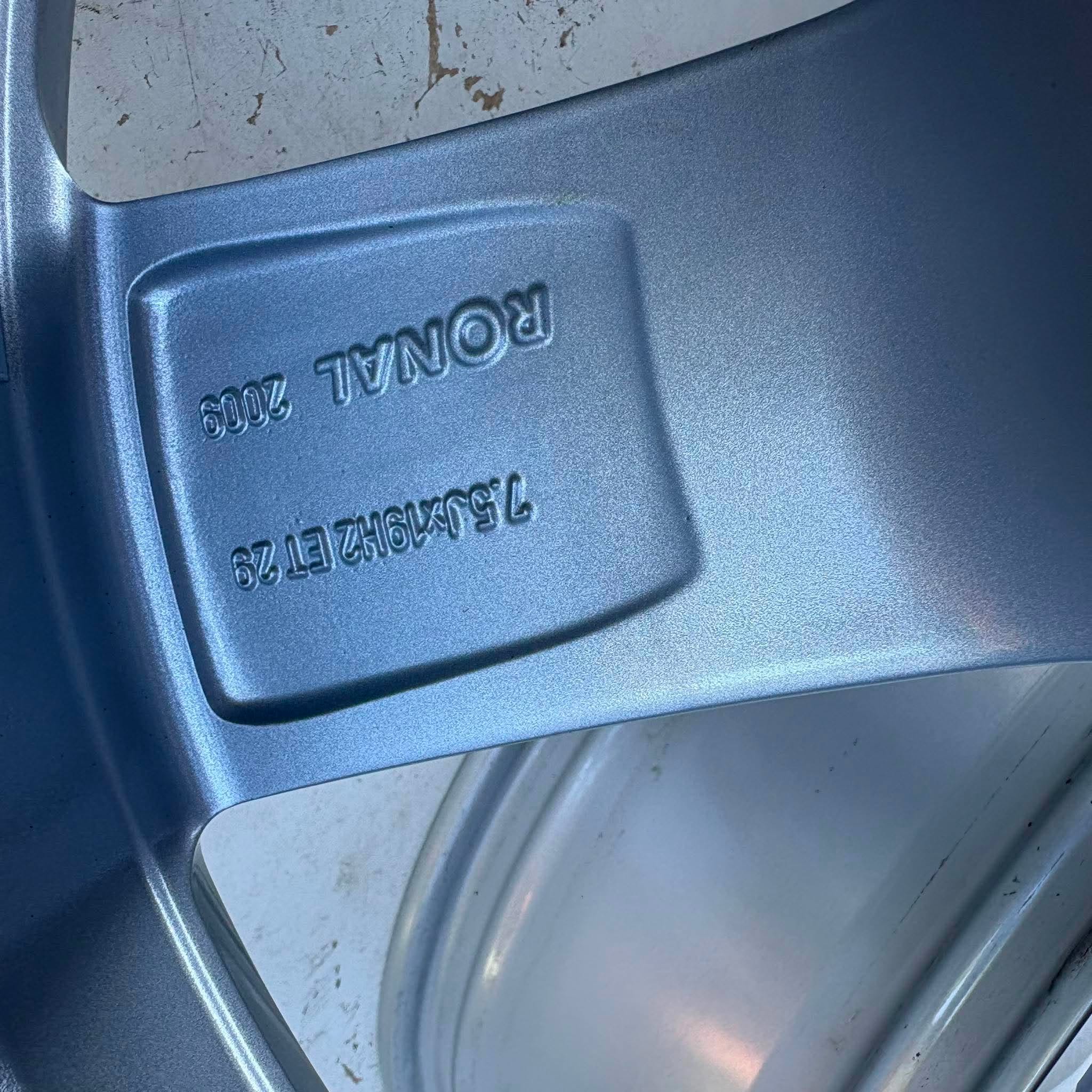 NOVÁ ALU KOLA AUDI A8 D4 19" DPH