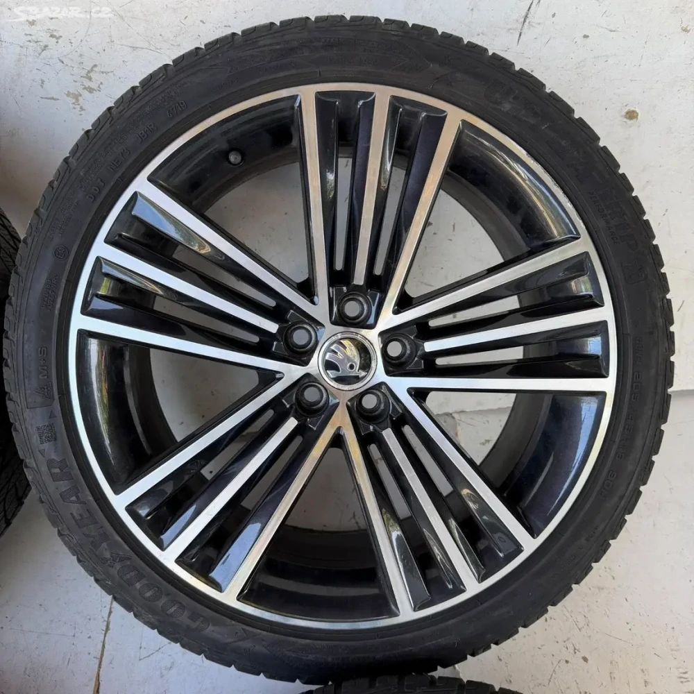 ZIMNÍ ALU KOLA ŠKODA SCALA 18"