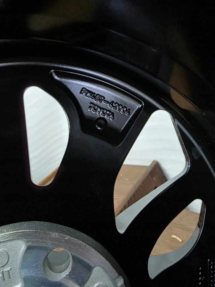 Toyota Corolla RAV4 Yaris Cross C-HR Camry 18"