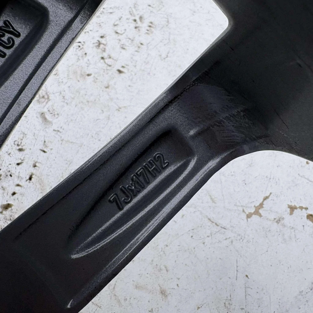 ALU KOLA ŠKODA SUPERB OCTAVIA KAROQ 17" DPH