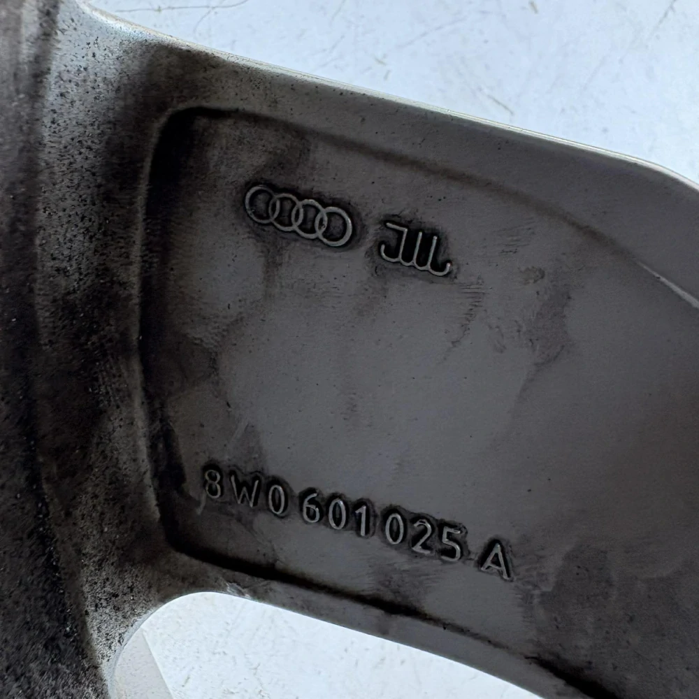 ALU KOLA AUDI A3 A4 16" DPH