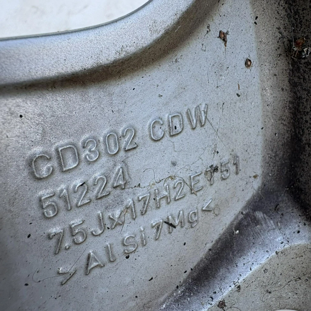ŠKODA OCTAVIA SUPERB KAROQ YETI 17"