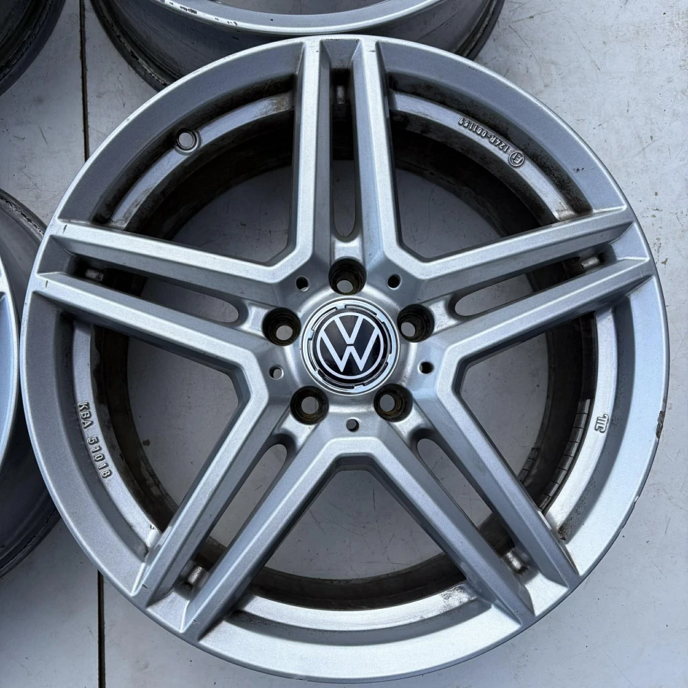 VW PASSAT GOLF TIGUAN 18"